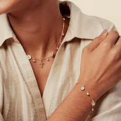 Modelo Pulseira Dourada com Pingentes Religiosos - PU01040372DOLS